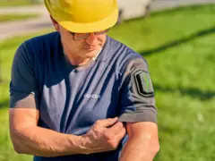 Die Zukunft der Arbeitssicherheit: Das ANGEL React T-Shirt von ADRESYS